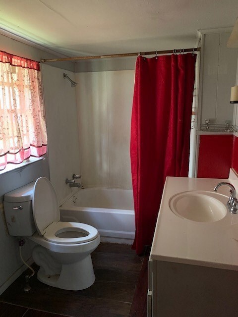 4509 Falls St, Houston, TX 77026 - photo 5