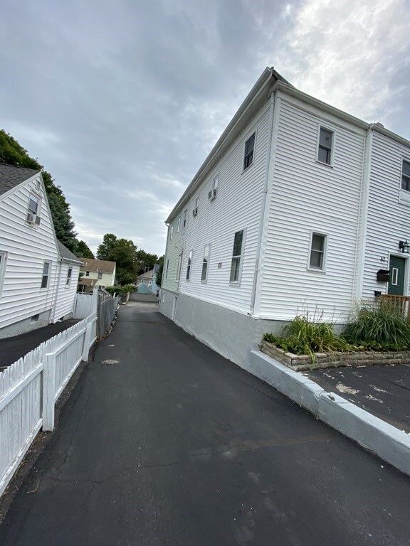 42 Sunnyside St, Hyde Park, MA 02136 - photo 3