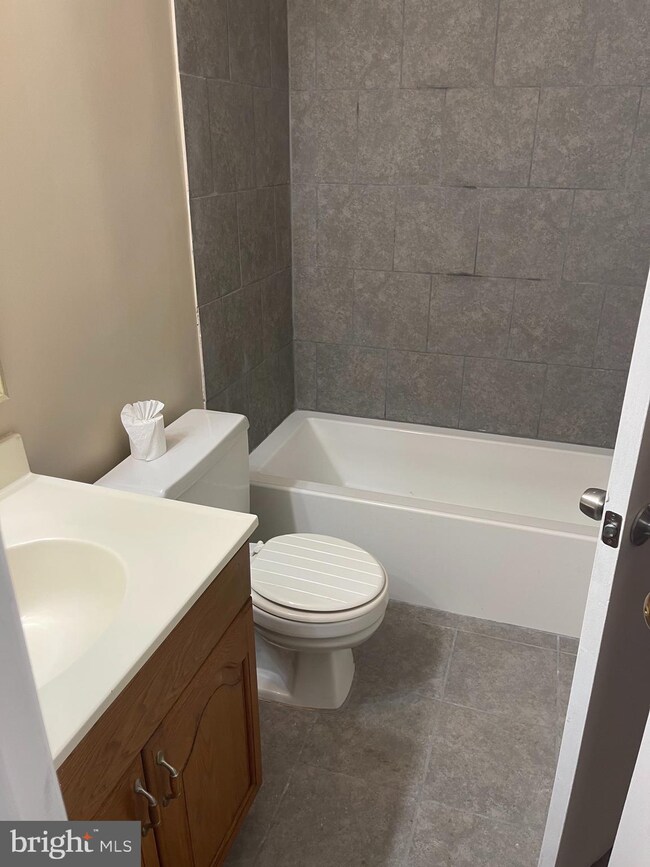 2895 Madeira Ct unit 2895M, Woodbridge, VA 22192 - photo 6