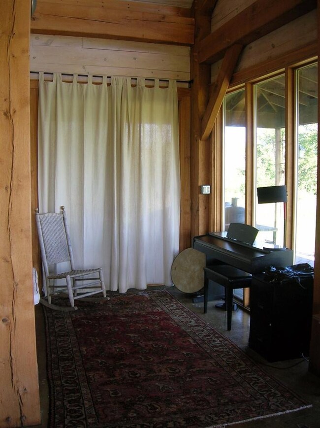 10045 Easton Rd, Dexter, MI 48130 - photo 4