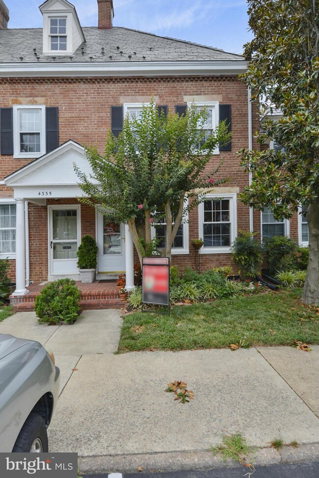 4333 36th St S, Arlington, VA 22206 - photo 2