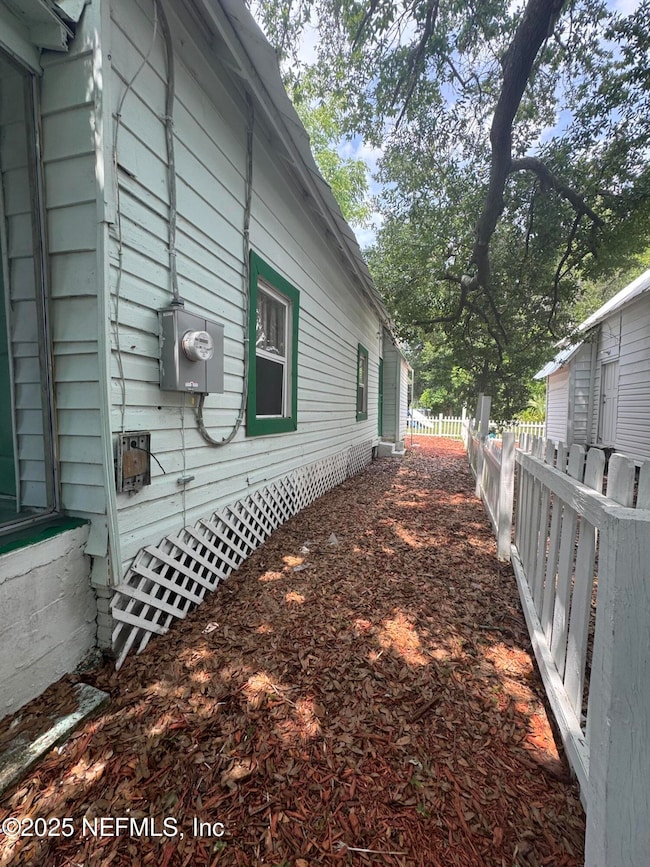 950 Spearing St, Jacksonville, FL 32206 - photo 4