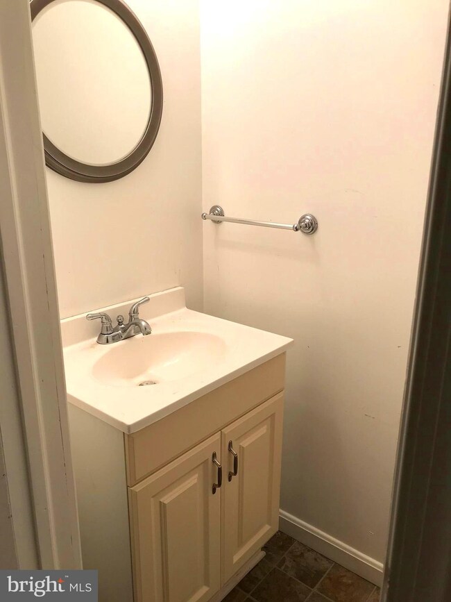 614 Otis Place NW, Washington, DC 20010 - photo 5