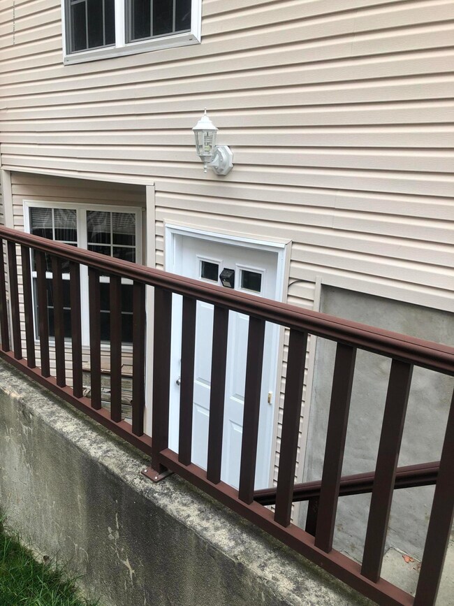 22 El Camino Loop, Staten Island, NY 10309 - photo 2
