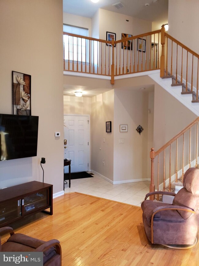 265 Morning Glory Dr, Monroe Township, NJ 08831 - photo 2