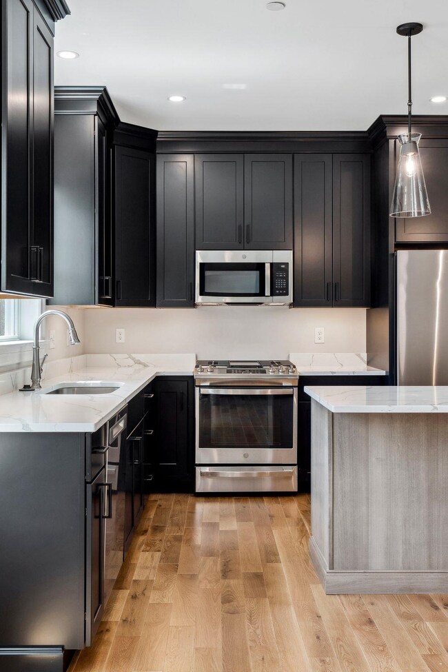 55 Juniper Ln, Portsmouth, NH 03801 - photo 5