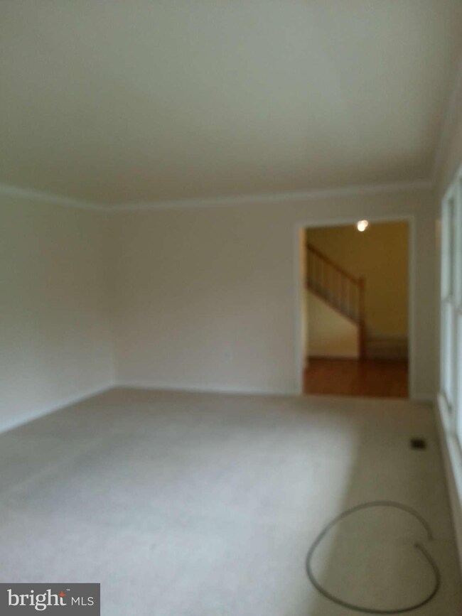 801 W Main St, Purcellville, VA 20132 - photo 5