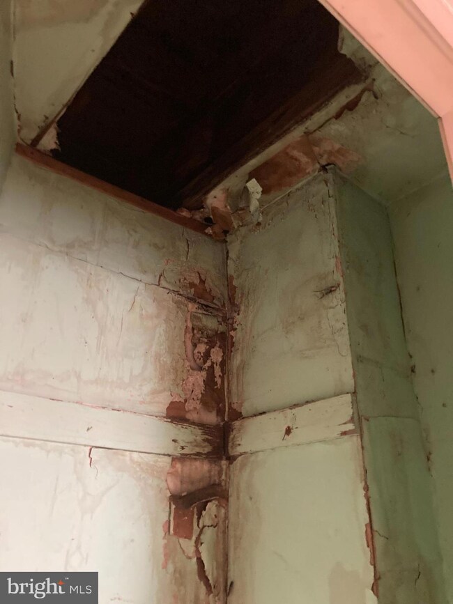 1065 Church St, Brooklyn, MD 21225 - photo 3