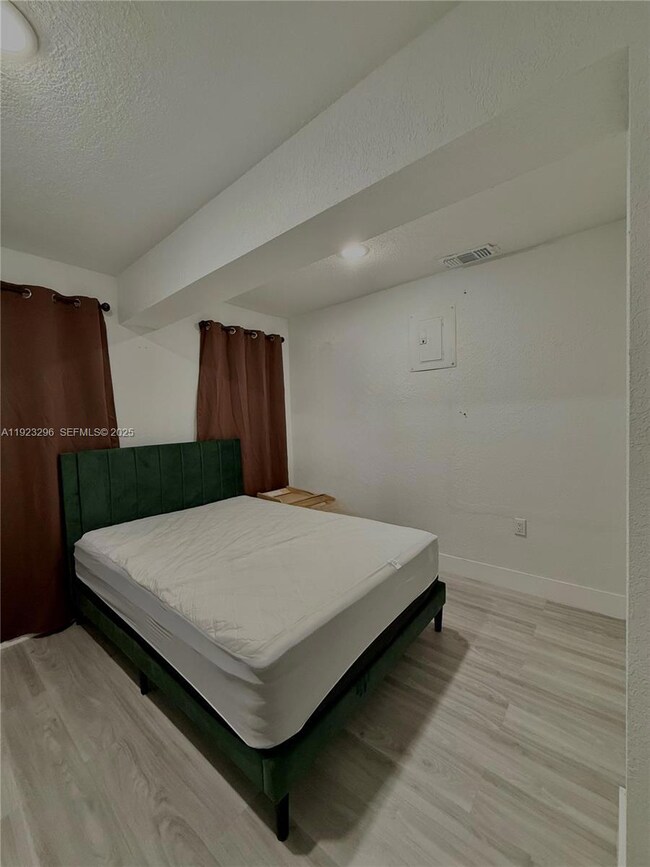 7815 NW 5th Ct unit 3, Miami, FL 33150 - photo 5