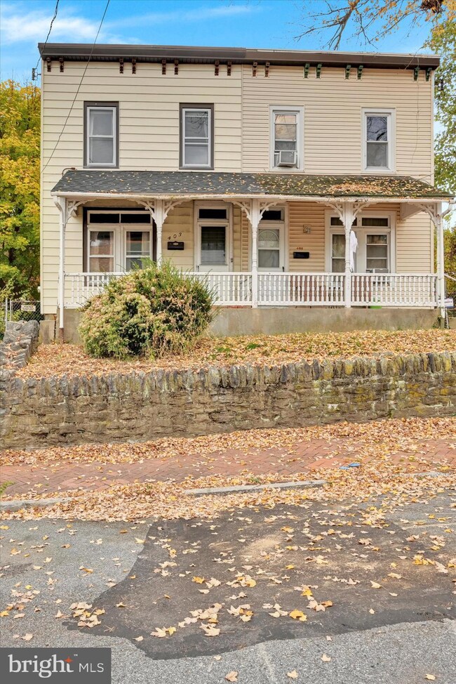 403 9th St, Upland, PA 19015 - photo 2