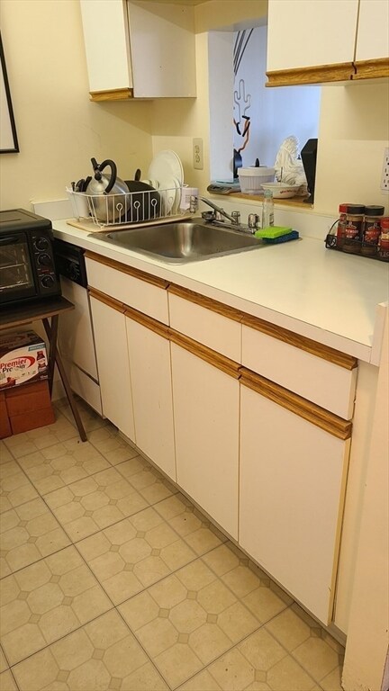 Edgewater Place Condominiums unit 208, Quincy, MA 02171 - photo 6