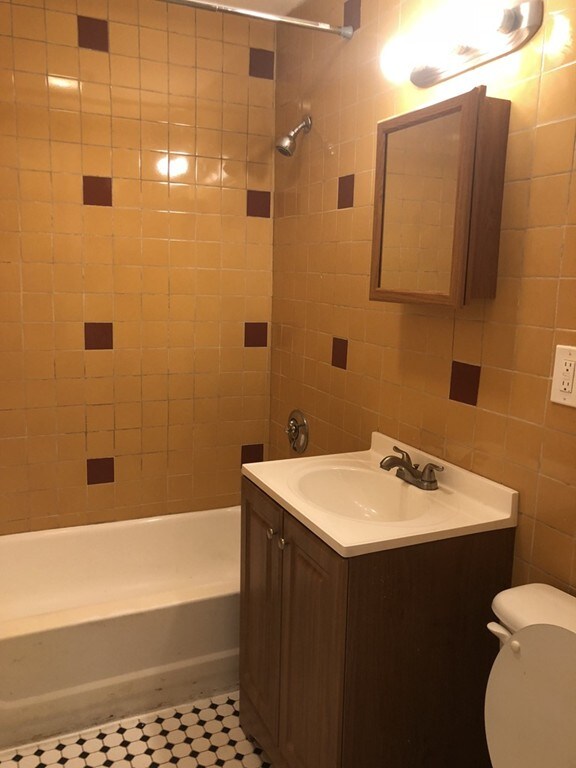 113 Dale St unit 2, Roxbury, MA 02119 - photo 3