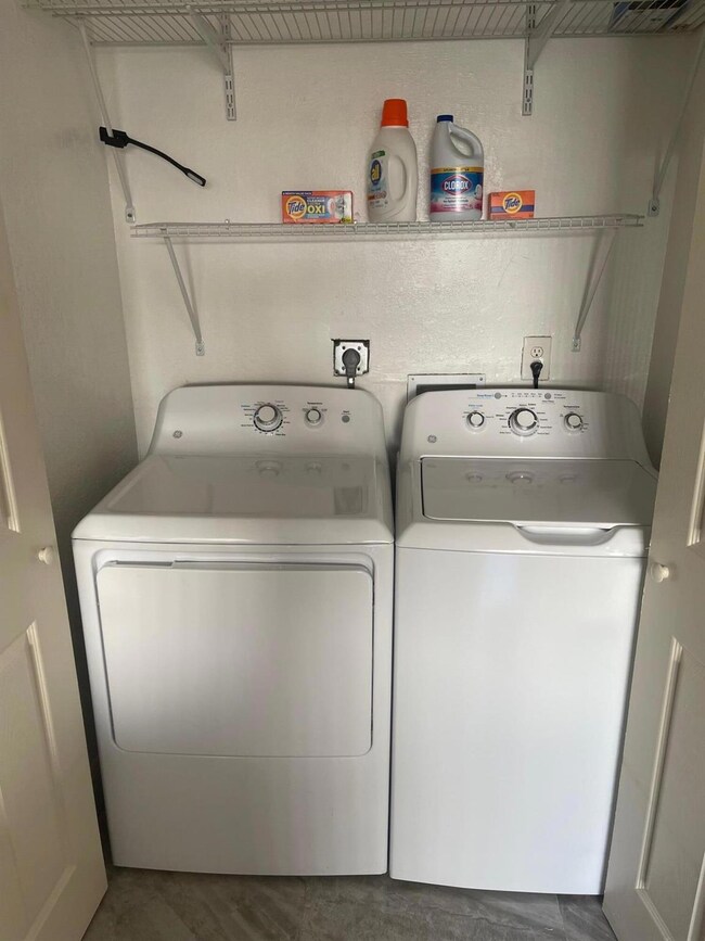 641 Executive Center Dr unit P105, West Palm Beach, FL 33401 - photo 7