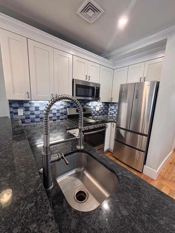 110 P St unit 1, Boston, MA 02127 - photo 4