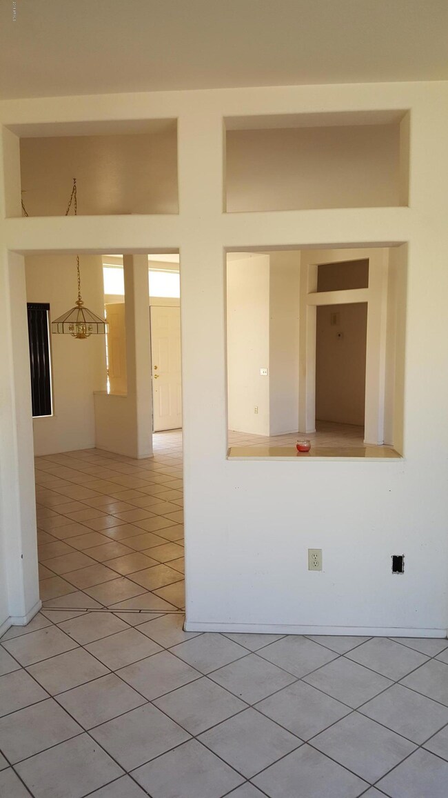 Gunsight Living Room from Family Room