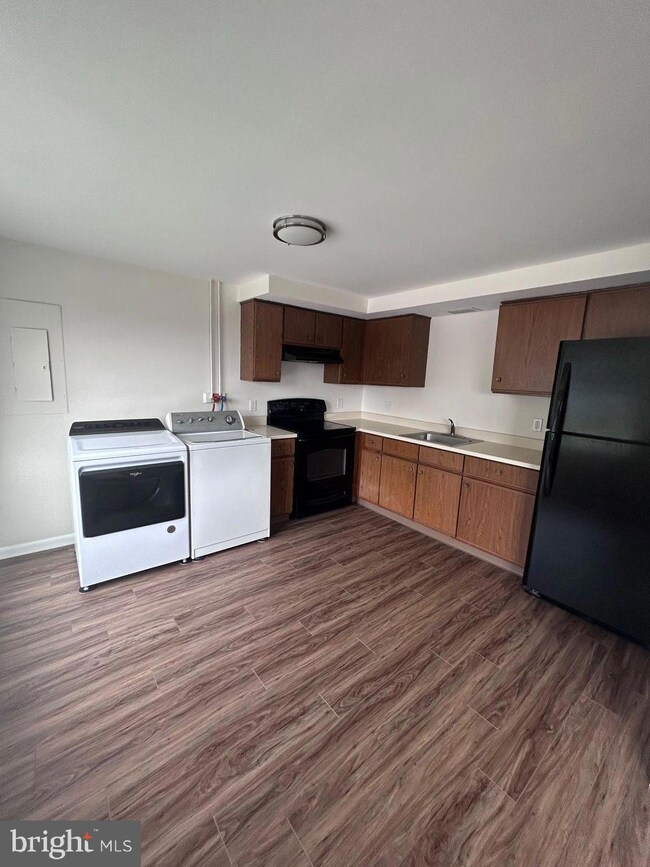 318 320 Maple St unit D, Columbia, PA 17512 - photo 4