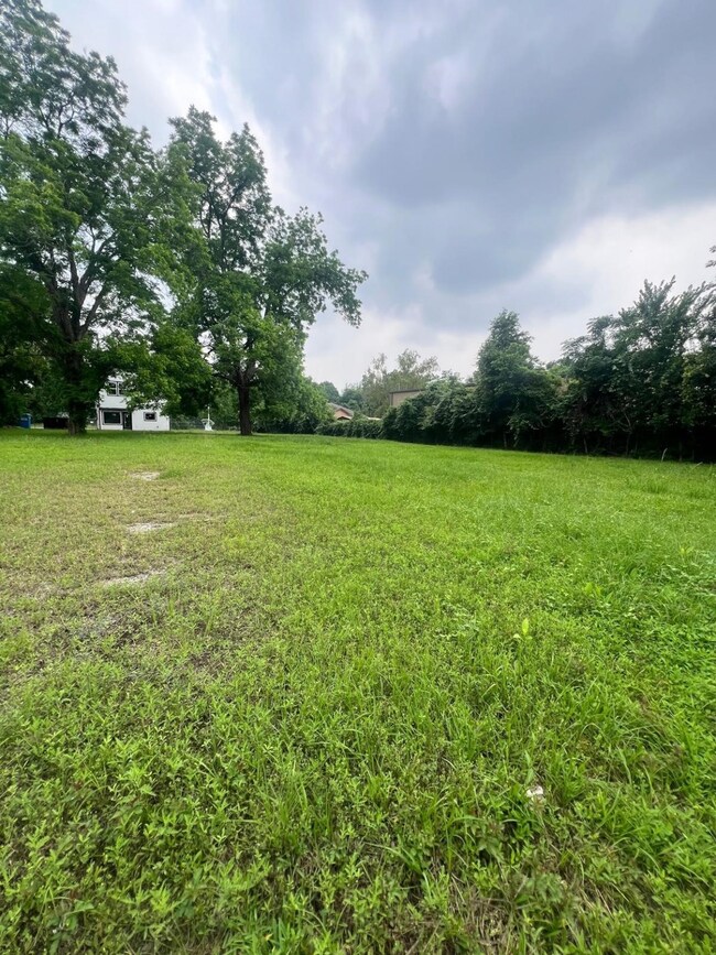 Lots 1&2 2329 Hampton St, Houston, TX 77088 - photo 7