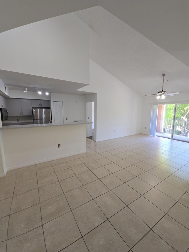 12172 Saint Andrews Place unit 305, Miramar, FL 33025 - photo 2