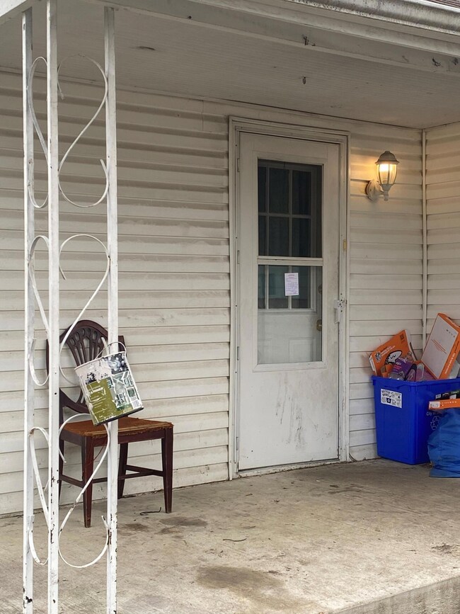 486 Thompson St, Marion, OH 43302 - photo 3