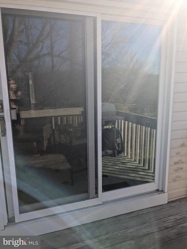 1125 Ashbourne Dr, Reading, PA 19605 - photo 5