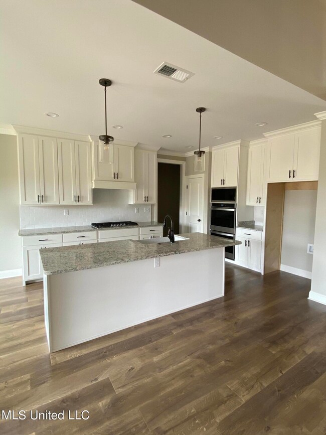 3219 Summer Ave, Hernando, MS 38632 - photo 5