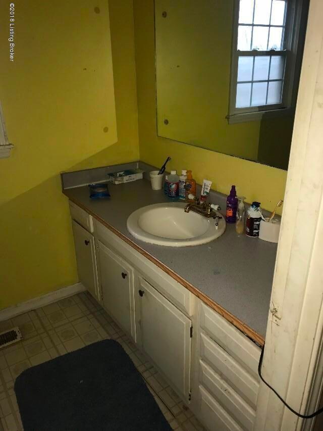 5408 Waltlee Ct, Louisville, KY 40291 - photo 7