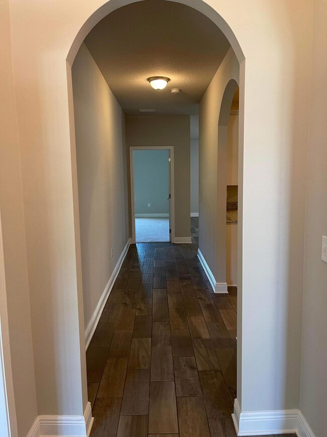 765B5F02-1422-429E-812A-0B7E139CC83E