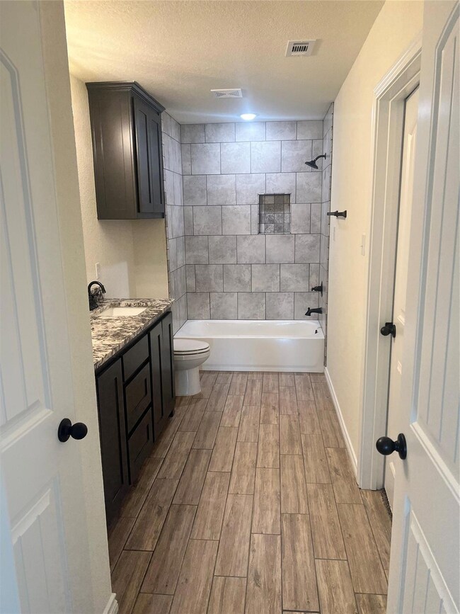 646 Elm Tree Ct, Poolville, TX 76487 - photo 3