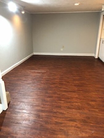 208 W 6th St, Boston, MA 02127 - photo 6