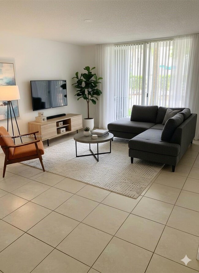 620 SW 111th Ave unit 104, Pembroke Pines, FL 33025 - photo 4