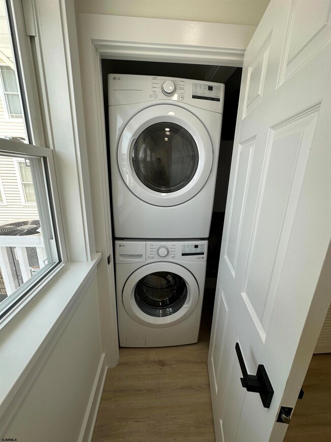 314 W Cresse Ave unit 3, Wildwood, NJ 08260 - photo 5