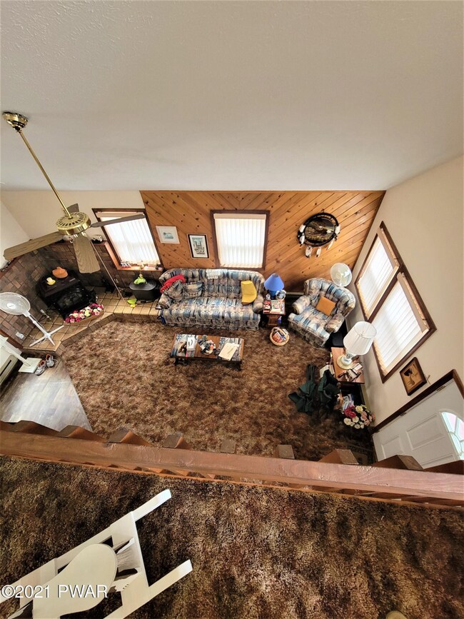 141 Paper Birch S, Tafton, PA 18464 - photo 6