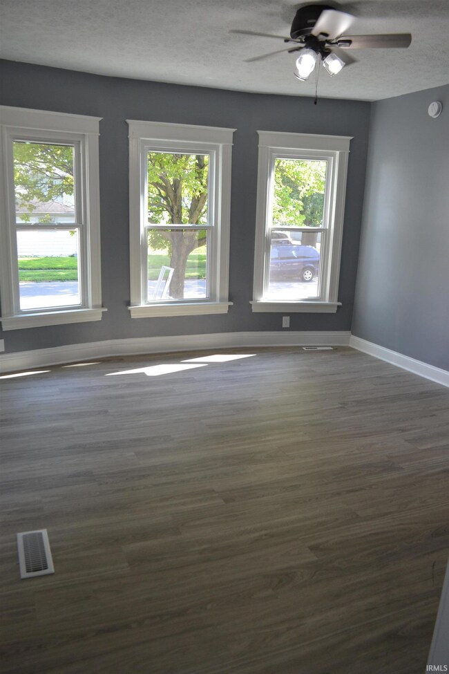 500 N Arch St, Monon, IN 47959 - photo 7