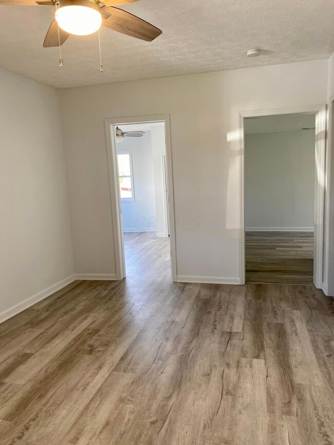 EFFEAB2F-1CC8-414D-9D04-1AC7482386AC