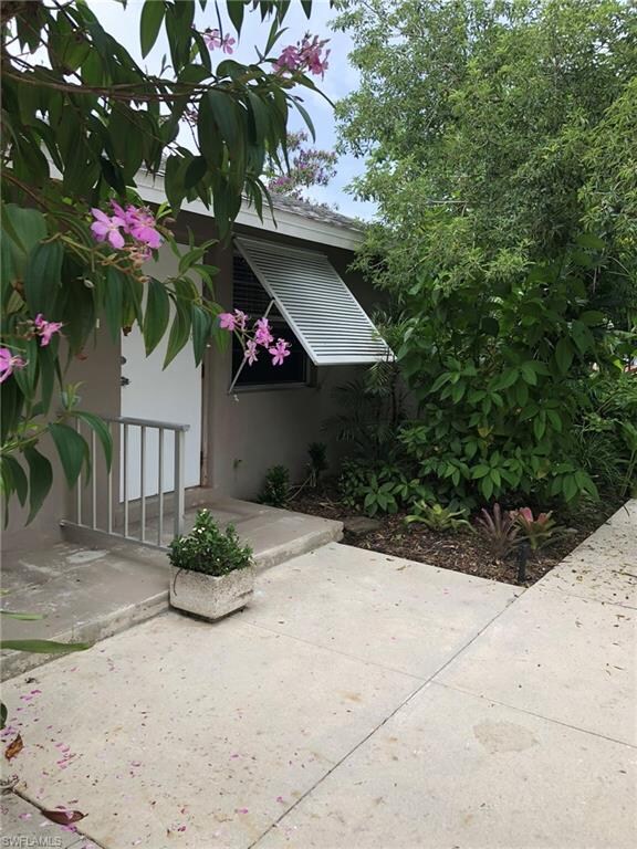 1124 Michigan Ave, Naples, FL 34103 - photo 2