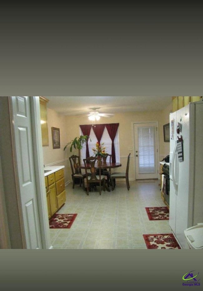 305 Norman Ln, Warner Robins, GA 31093 - photo 6