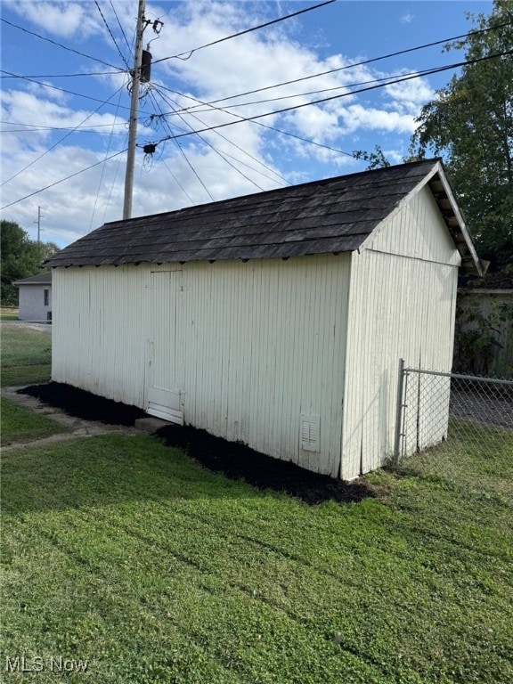 617 Franklin Ave, Conesville, OH 43811 - photo 5