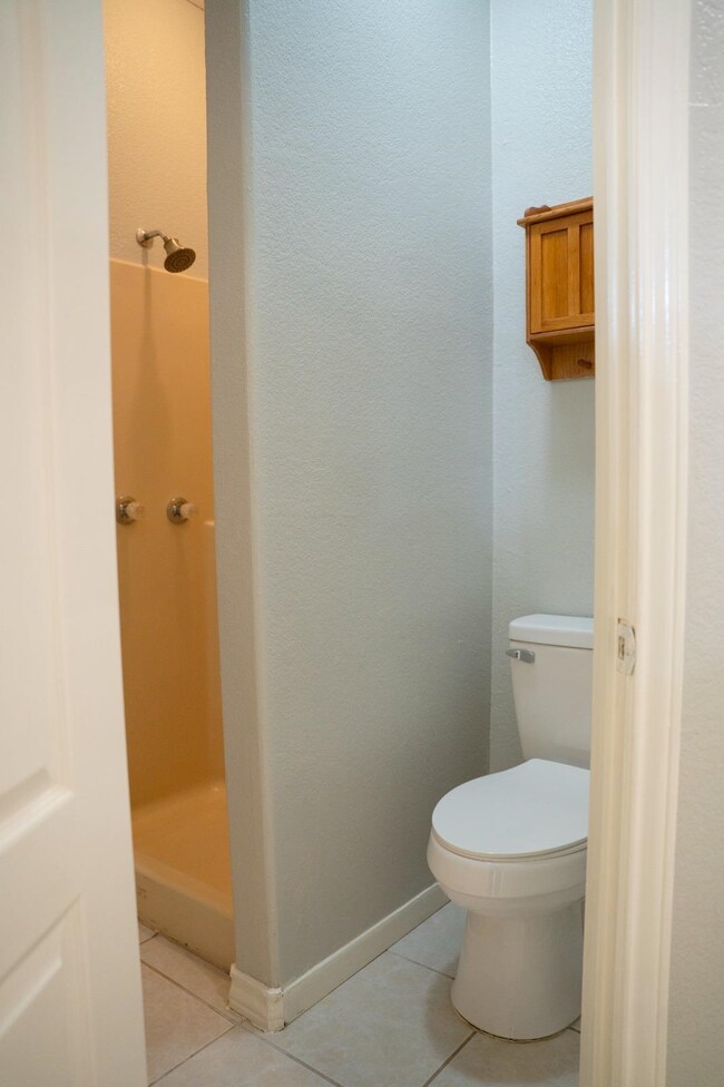 8801 Justice Dr, Laredo, TX 78045 - photo 6