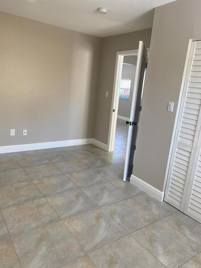 508 57th St unit 3, West Palm Beach, FL 33407 - photo 6