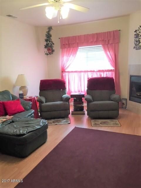 LIVING ROOM WITH FIREPLACE. OF COURSE!