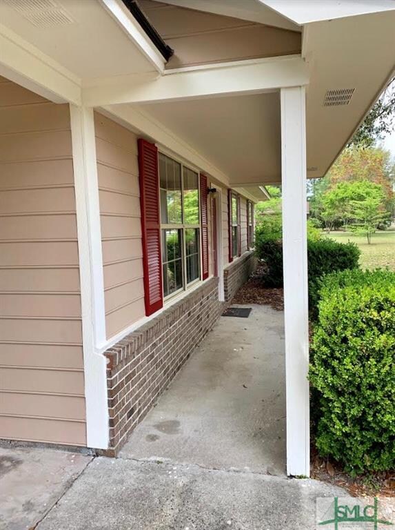 Covered Front Porch
