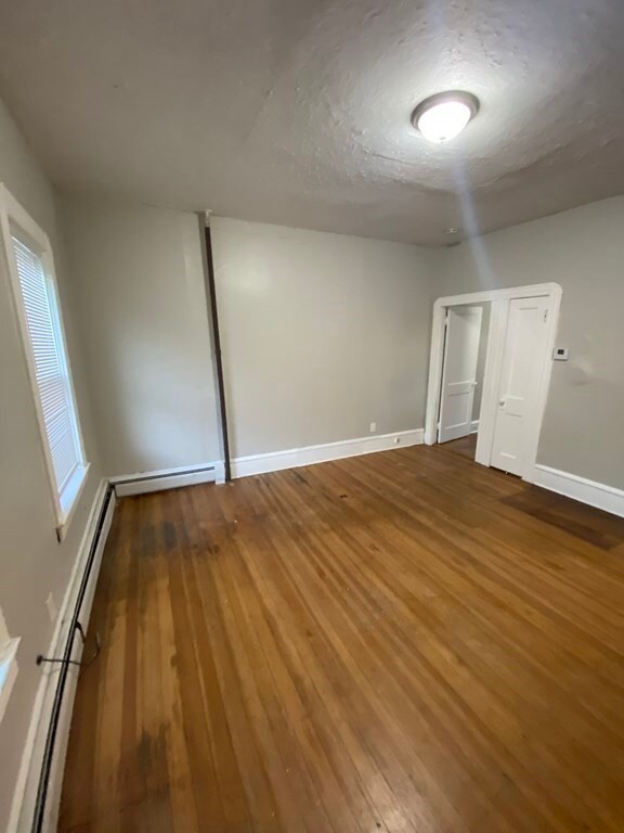 672 2nd St unit 2R, Fall River, MA 02721 - photo 2