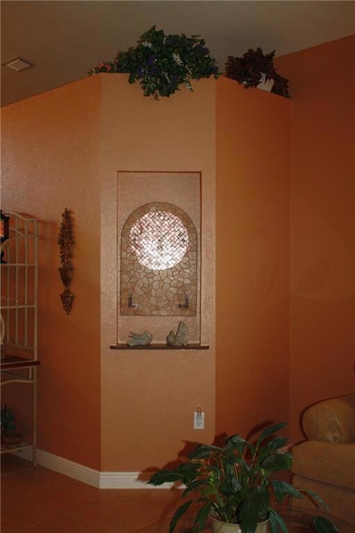 Decorative niche in Living area
