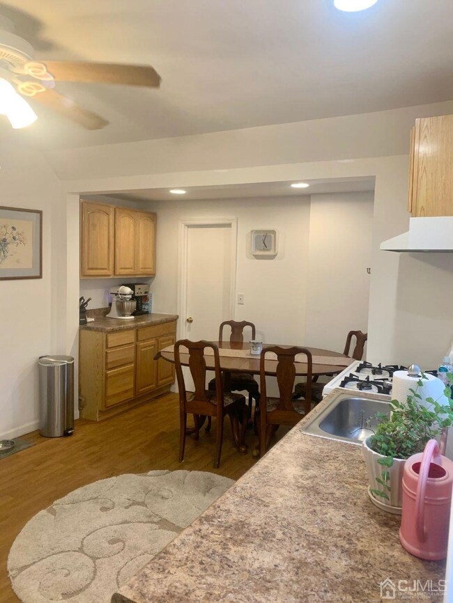 416 Bound Brook Rd, Middlesex, NJ 08846 - photo 5