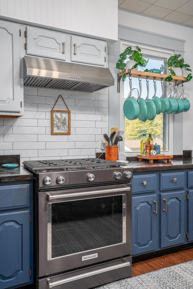 224 Jefferson St, Savanna, IL 61074 - photo 7