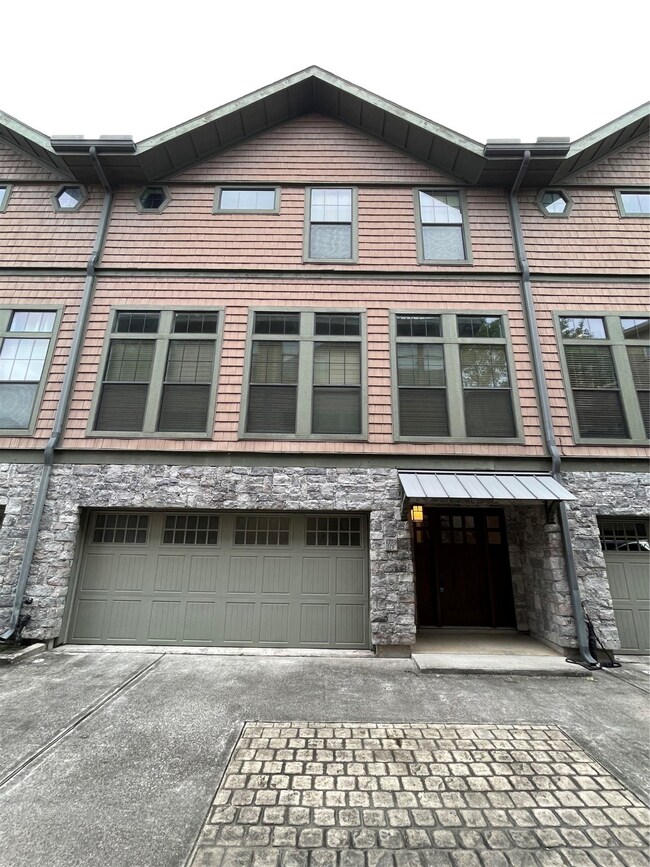 1719 Welch St unit D, Houston, TX 77006 - photo 2