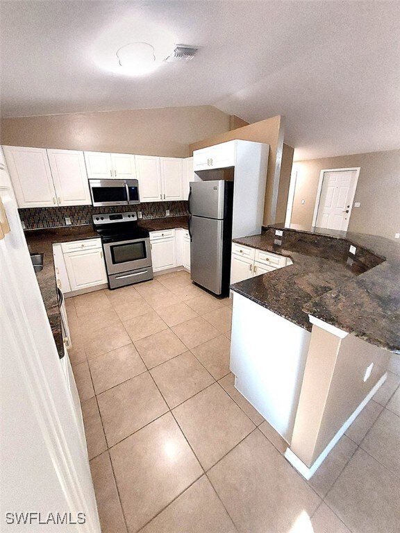 2009 Sable Ct, Lehigh Acres, FL 33972 - photo 3