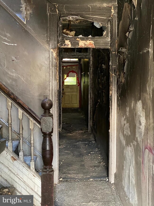 1948 W Lafayette Ave, Baltimore, MD 21217 - photo 4