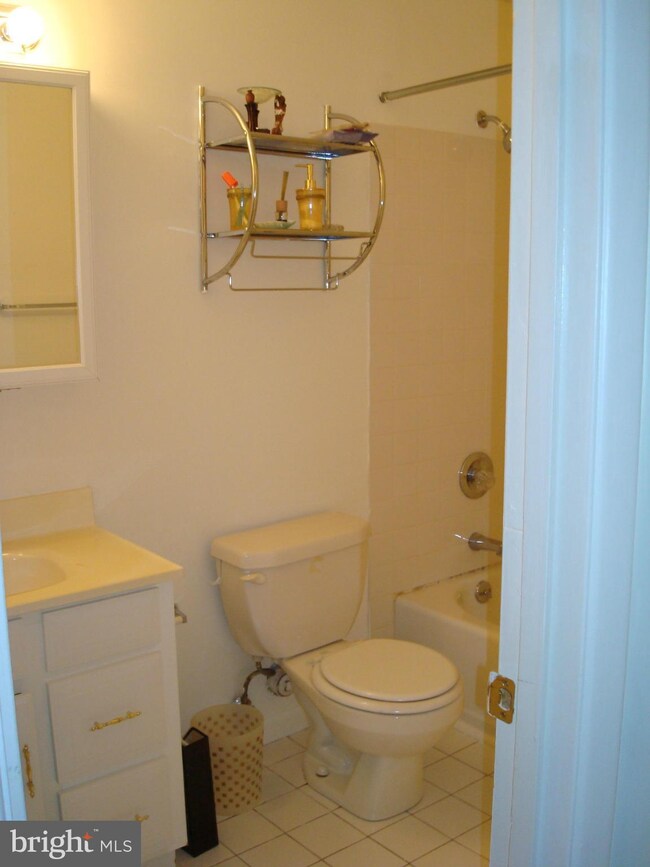 3714 Mayberry Ave unit A, Baltimore, MD 21206 - photo 7