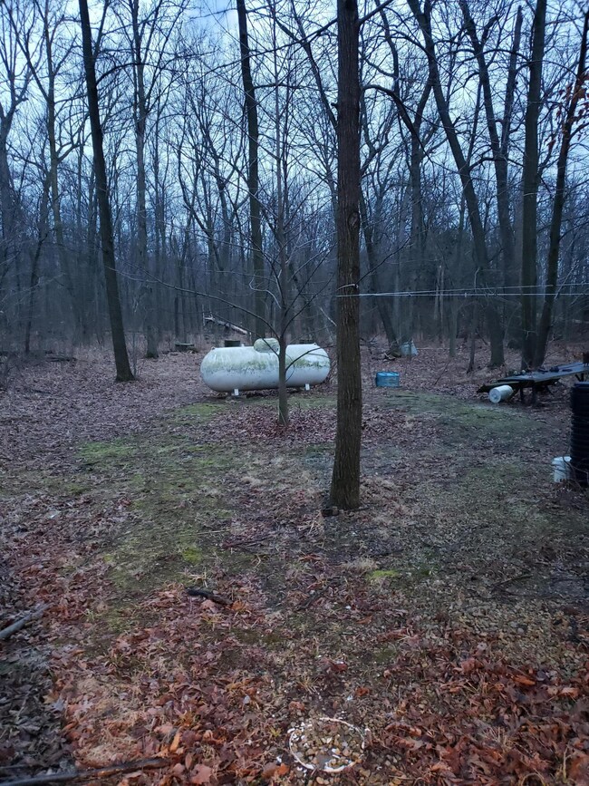 20572 Moulton Fort Amanda Rd, Wapakoneta, OH 45895 - photo 2